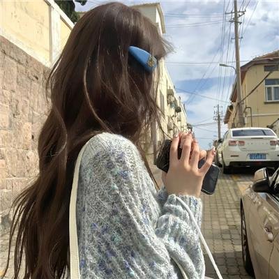 青春并不温柔